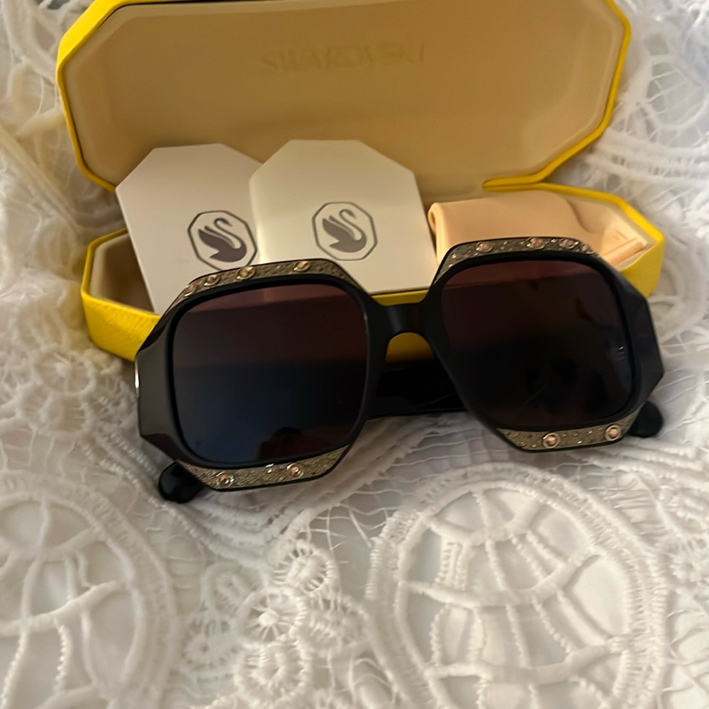 Swarovski Crystal Sunglasses SK 382